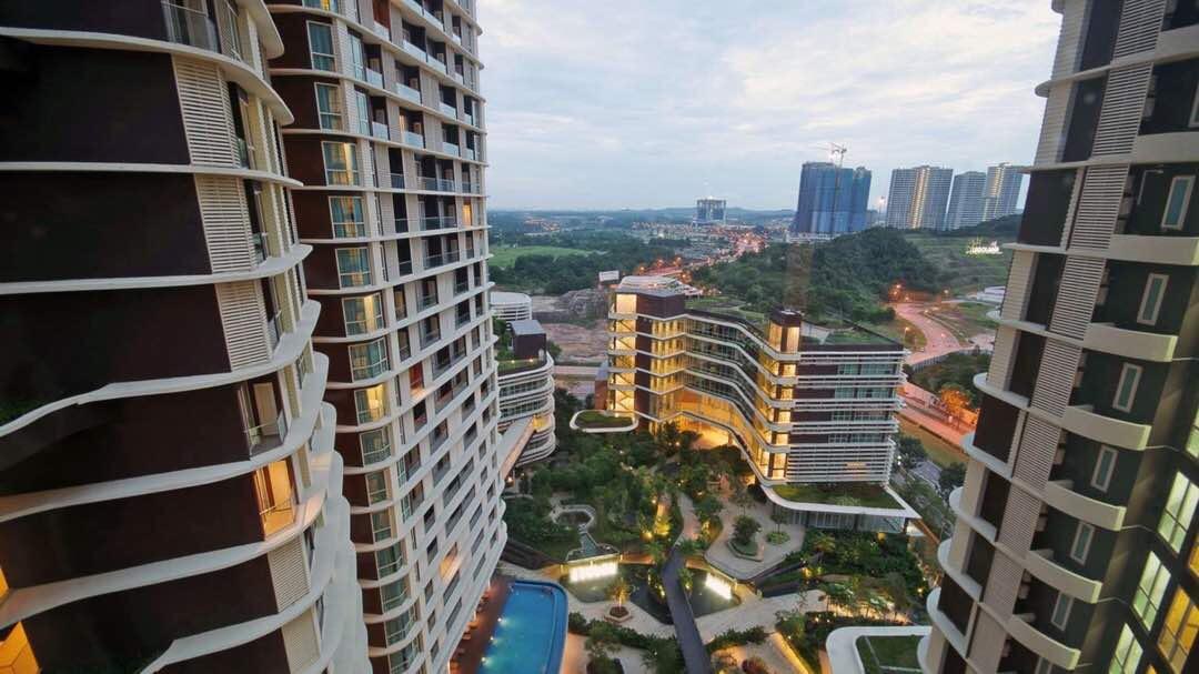 Afiniti Muslim Medini Condo ヌサジャヤ エクステリア 写真