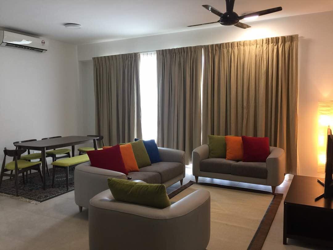 Afiniti Muslim Medini Condo ヌサジャヤ エクステリア 写真